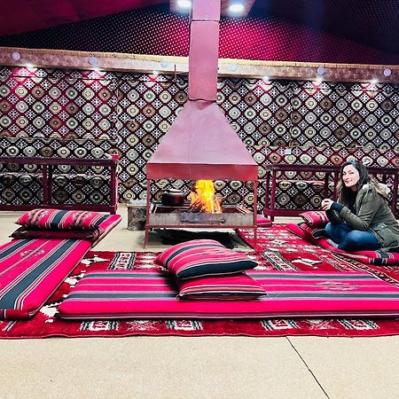 Wadi Rum Bubble Camp & Tour エクステリア 写真