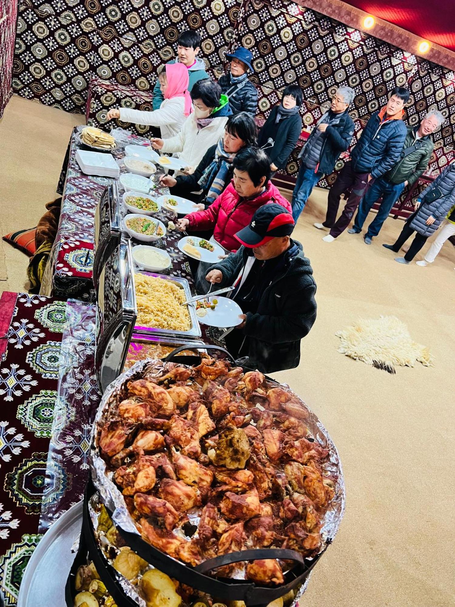 Wadi Rum Bubble Camp & Tour エクステリア 写真