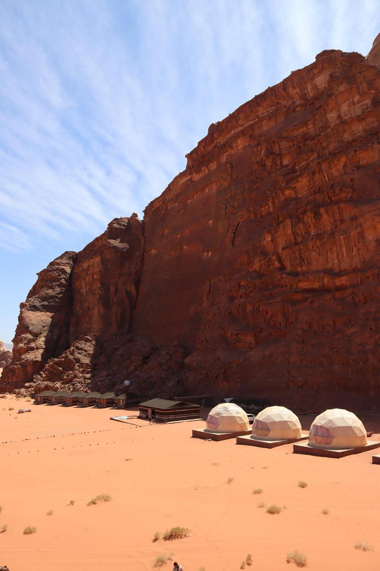 Wadi Rum Bubble Camp & Tour エクステリア 写真